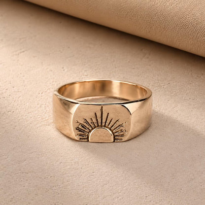 Gold Sun Signet Ring, Minimal Celestial Ring, Handmade Gold Ring, Boho Sun Jewelry, Unisex Statement Ring